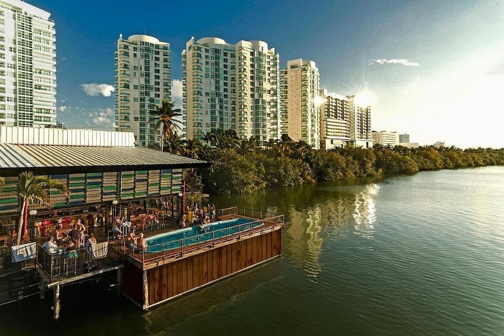 Mayan Monkey Cancun | Social Hotel