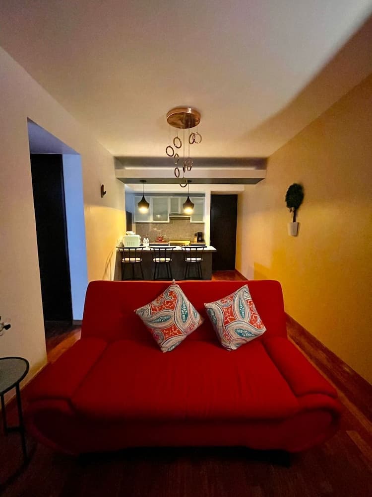 Boutique Apartment Downtown 7B