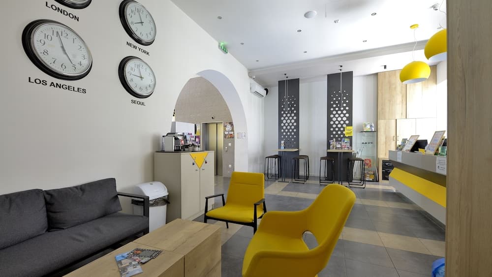 Lobi dinlenme salonu