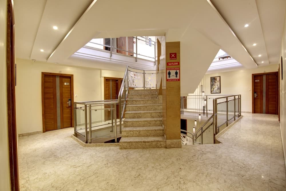Hotel Shanti Plaza