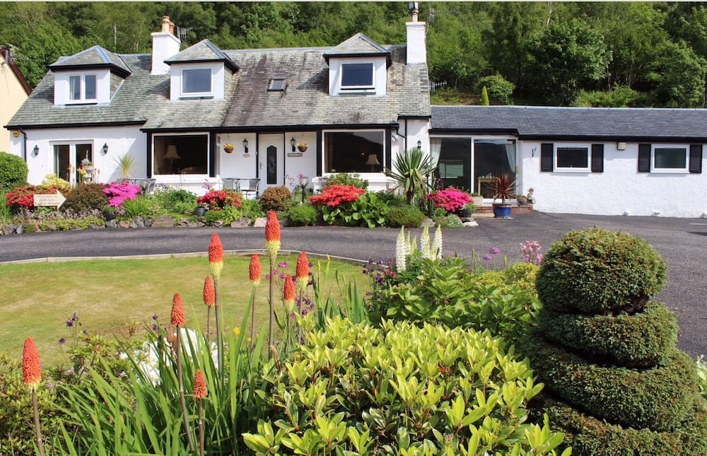 Hillview guest house