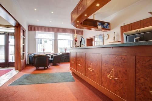 Hotel Consul