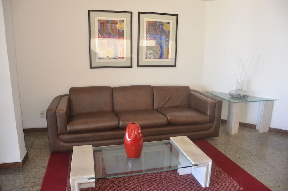 Lobi oturma alanı