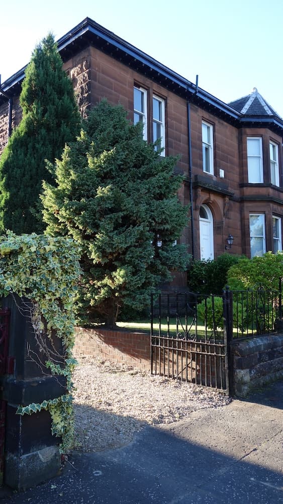 Claremont House B&B