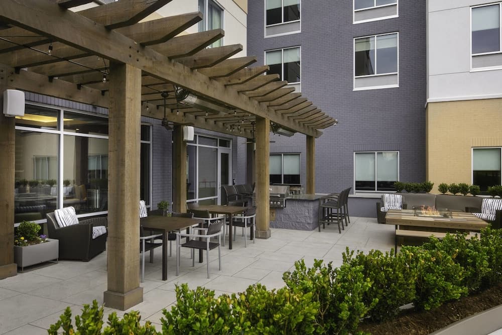 Fairfield Inn & Suites by Marriott Louisville Northeast