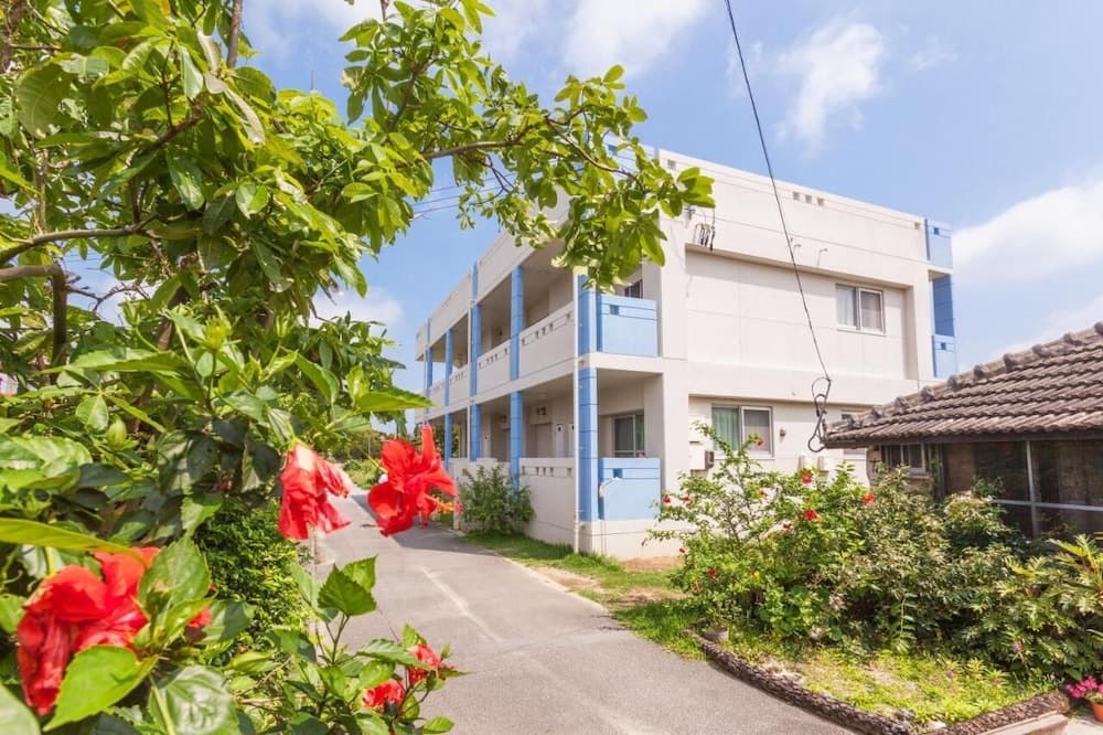 Condominium Uminchu No Yado