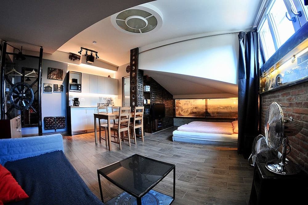 Alder Apartments