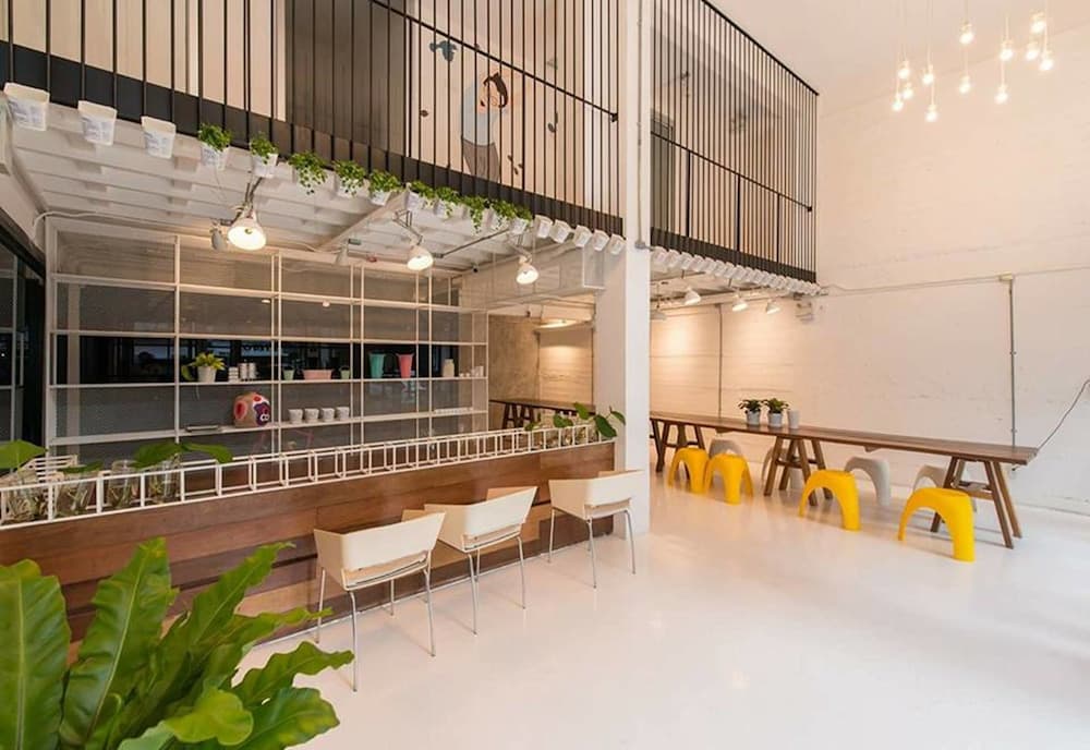 Pastel House - Adults Only - Hostel