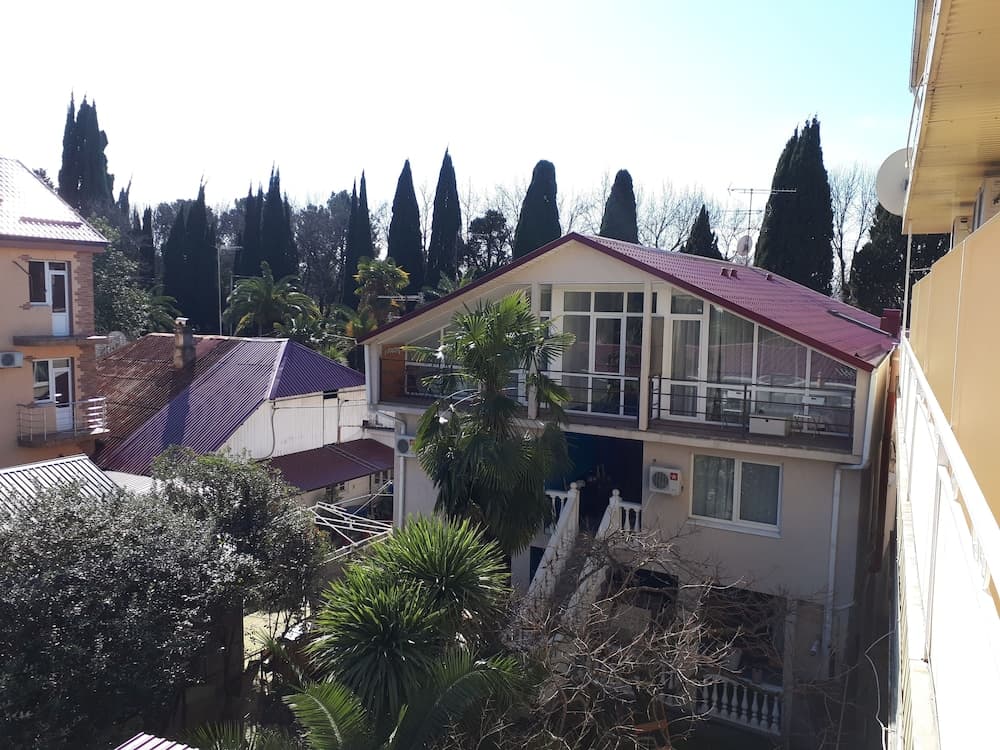 Konaklama yerinin ön cephesi