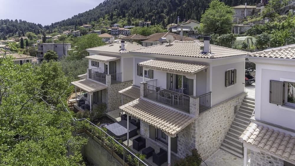 Villas Karya