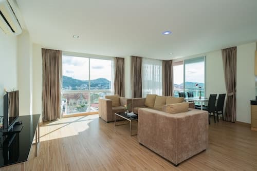 GoldStone Residency Patong , Phuket