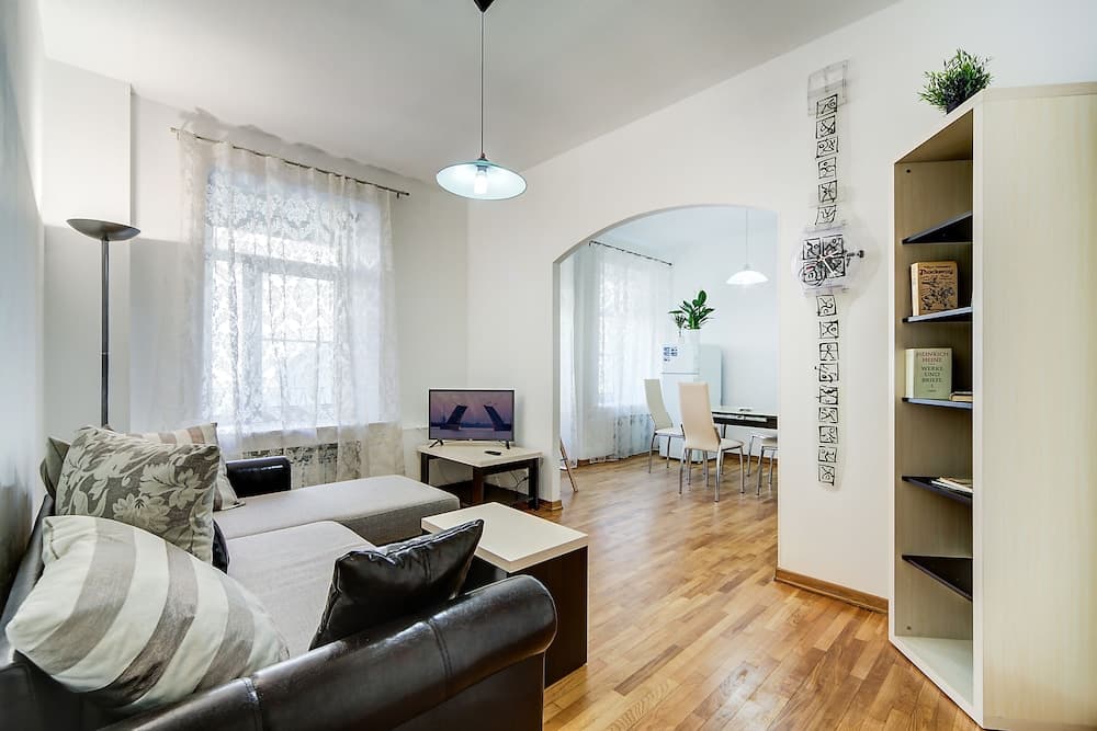 Home4day Sunny City Central Flat