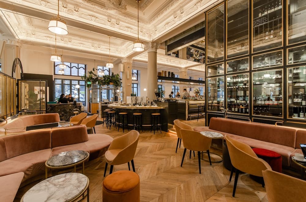 Lobi dinlenme salonu