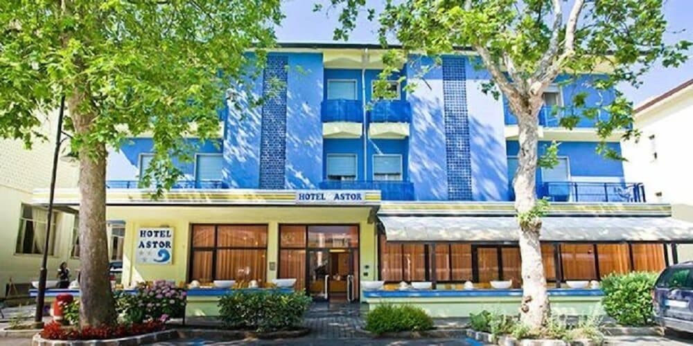 Hotel Astor