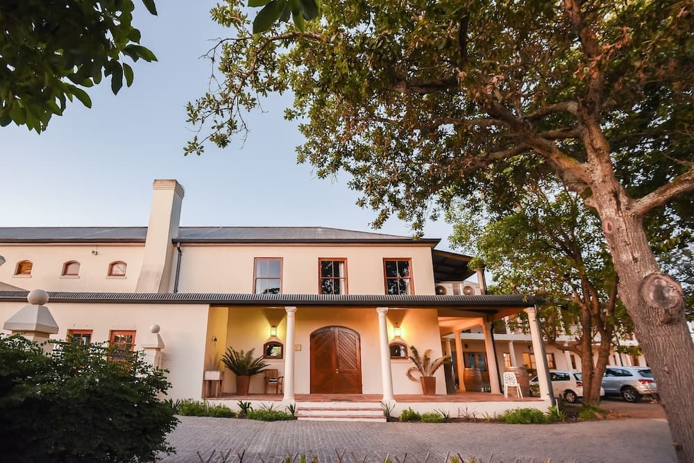 Lovane Boutique Wine Estate & Guesthouse