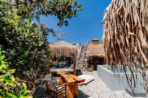 Rock Villas - Emporio | Pool, Jacuzzi, Castle View