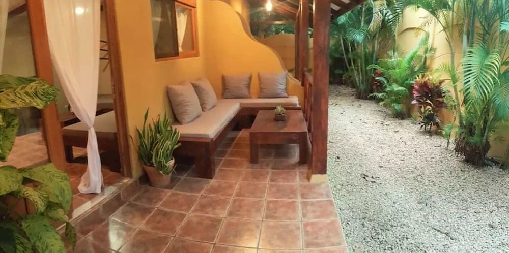 Piña Flat Santa Teresa