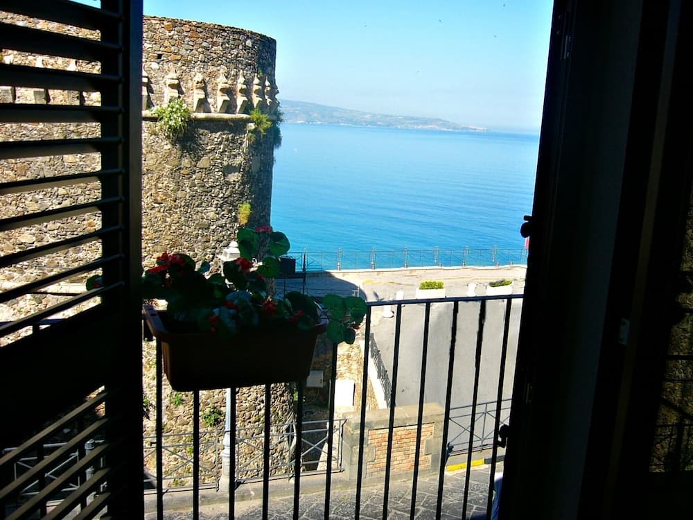 Murat Guesthouse