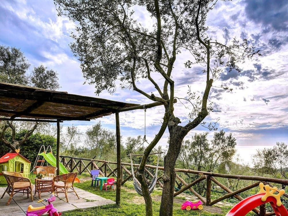 Çocuklar için oyun alanı - dış mekân