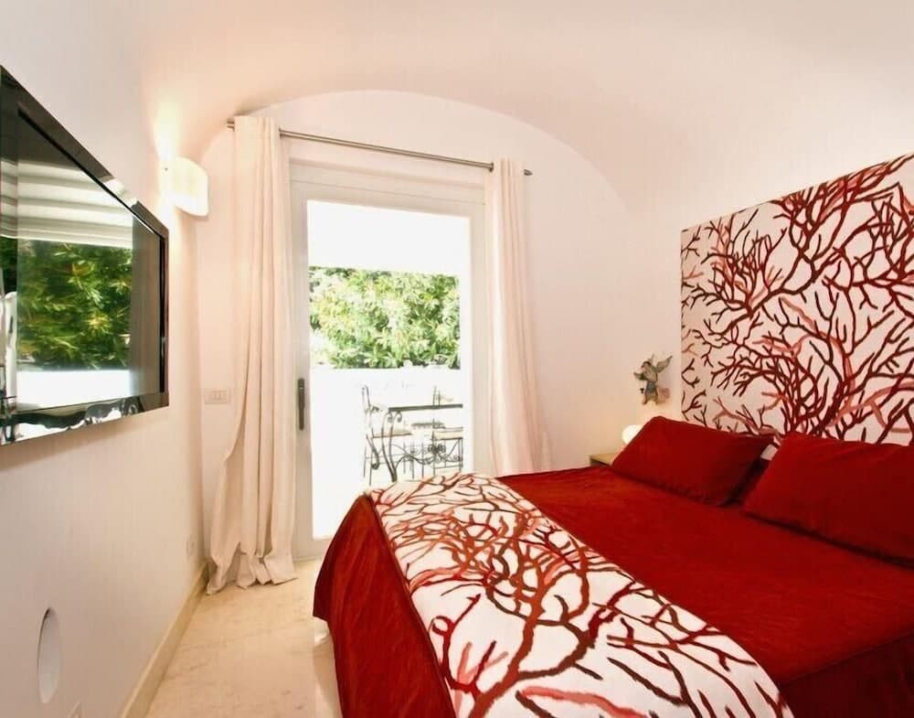 Villa Bougainvillea