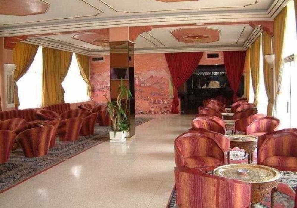 Lobi dinlenme salonu