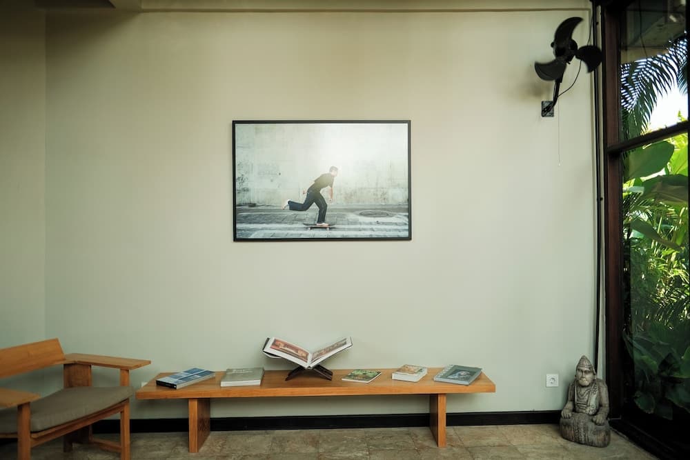 Wave House - Surf Camp