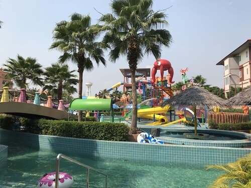 Usotel Waterland Hotel