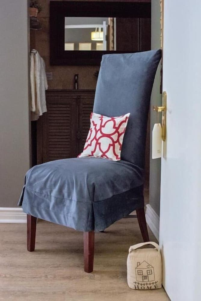 Avemore Jan Cats no 2- with backup power