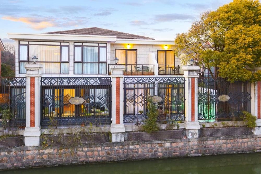 Bright House Shanghai