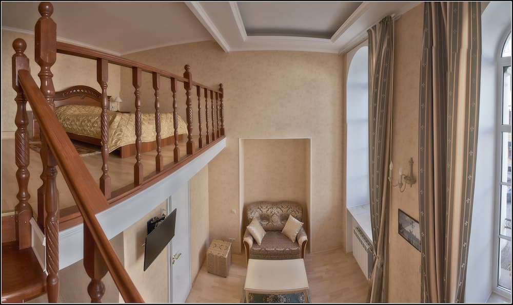 Apart Hotel on Italianskaya 1