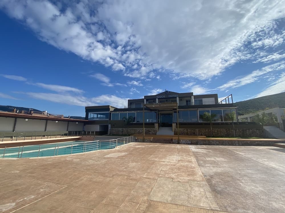 Sozos Inn Hotel