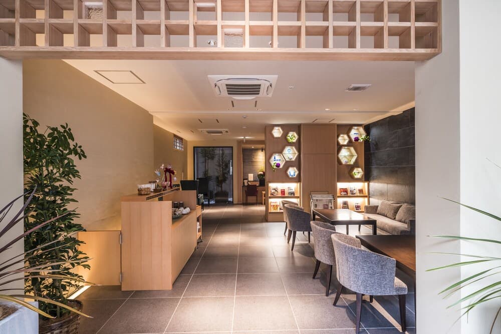 Lobi dinlenme salonu