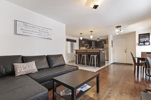 The Rock apartment - mtlFlats