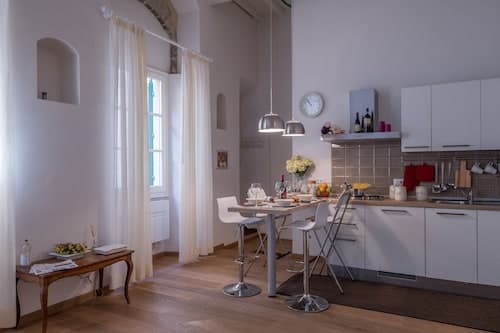 Parione Apartment