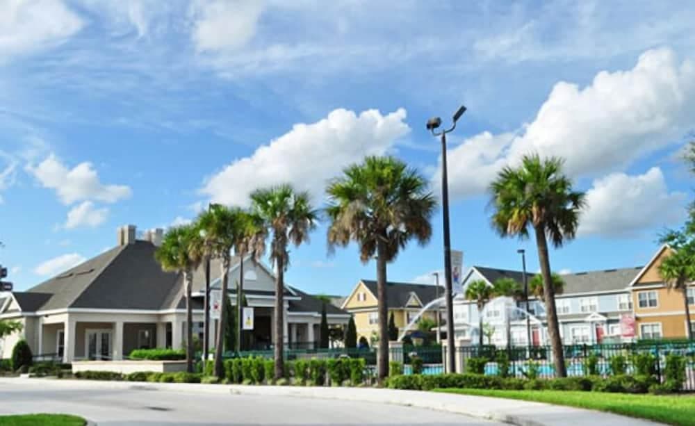 Villas at Seven Dwarfs Lane #1 - 4 Bed 3 Baths Townhome