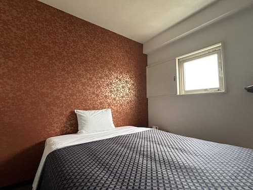 Step Inn Shin-Osaka Higashiguchi