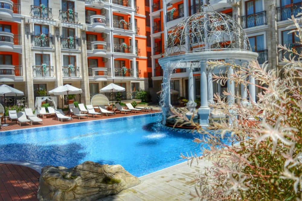 Konaklama yerinin ön cephesi