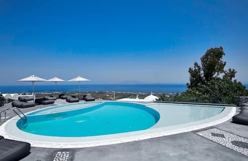 Anchor Suites
