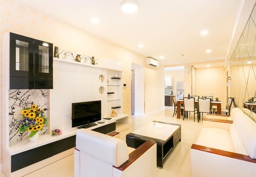 Hoang Phuong Apartment