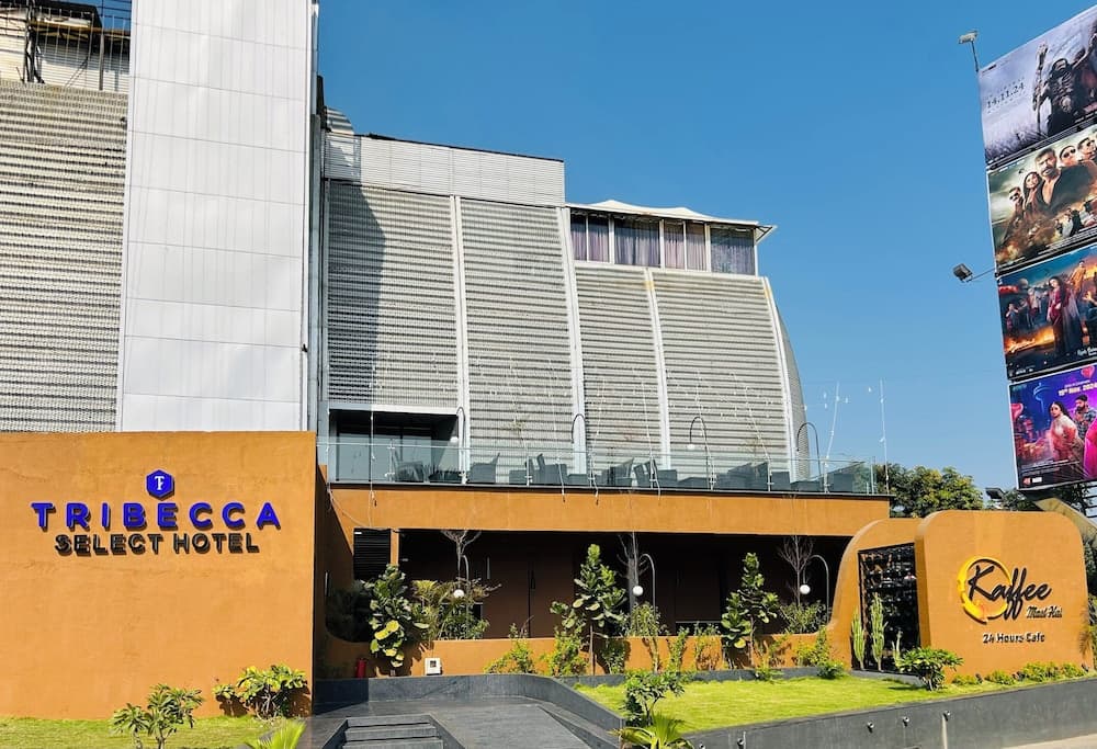 Tribecca Select