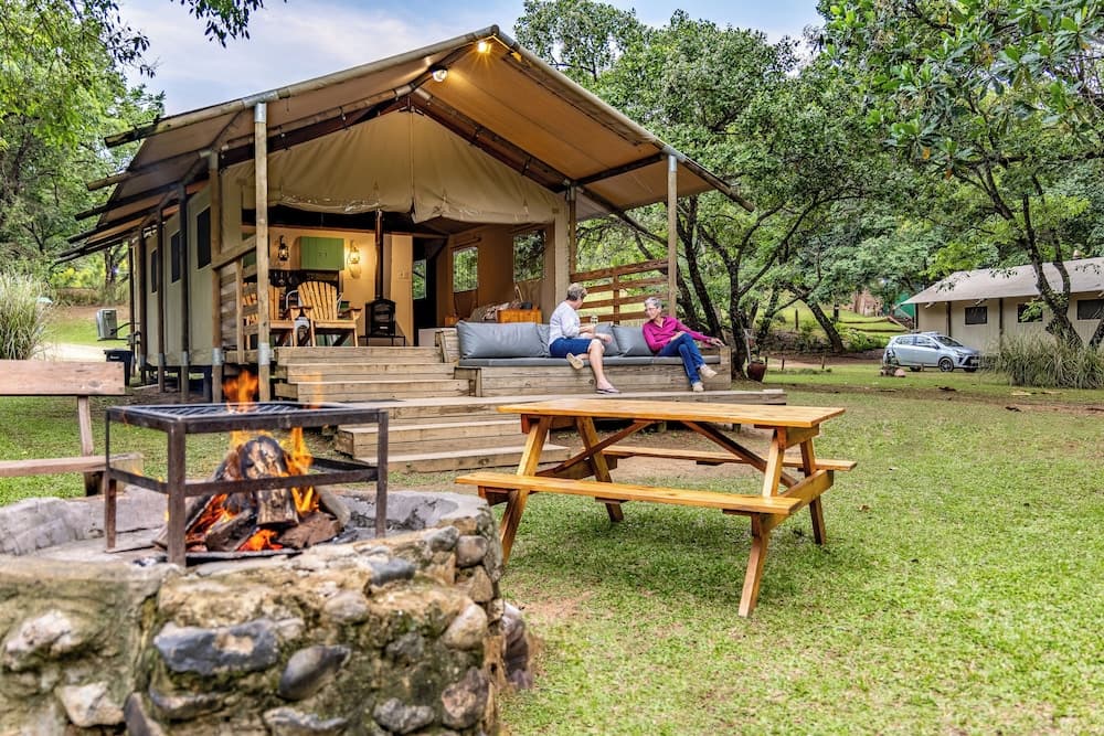 AfriCamps at Mackers - Glamping