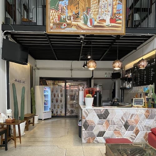 HP House Cafe'