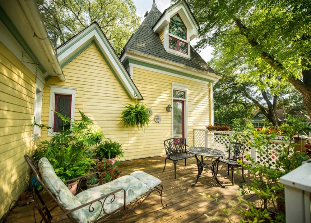 Sugar Magnolia Bed & Breakfast