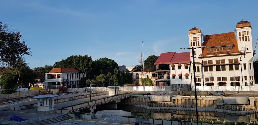 Hotel DeQur Jakarta Kota