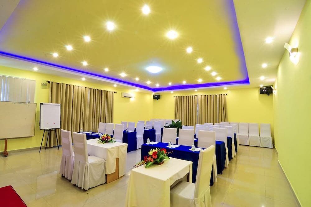 Toplantı salonu/imkânları