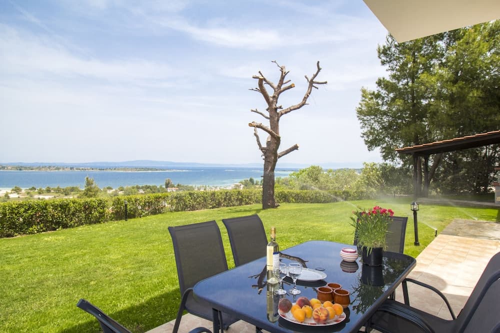 Sea View Villas
