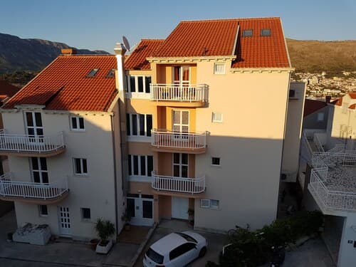 Burum Apartments