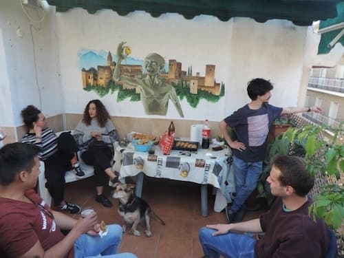 Hostal El Cascabel - Hostel