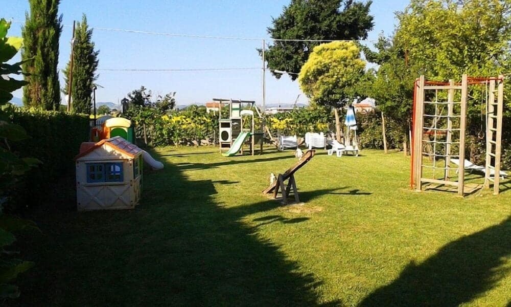 Çocuklar için oyun alanı - dış mekân