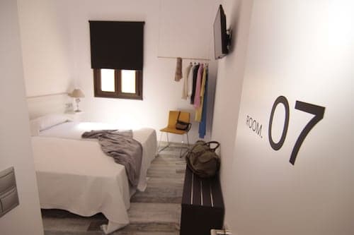 The 8 Rooms House